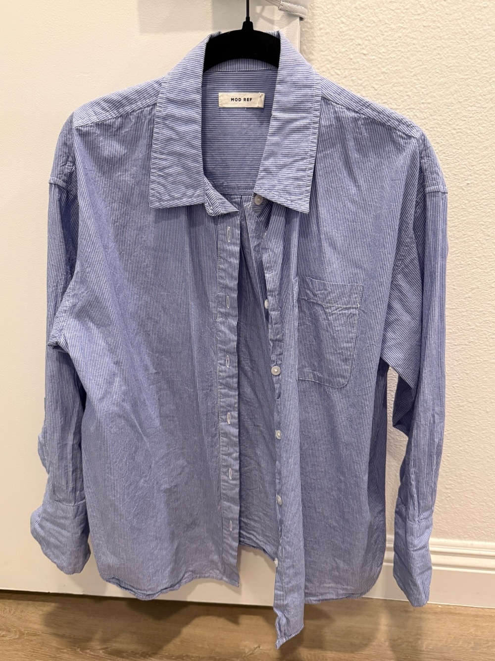 Mod Ref | Blue and White Striped Button Down